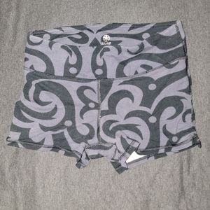 Gaiam Yoga Exercise Shorts - Medium - Black/Grey